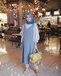 Blouse Lengan Balon