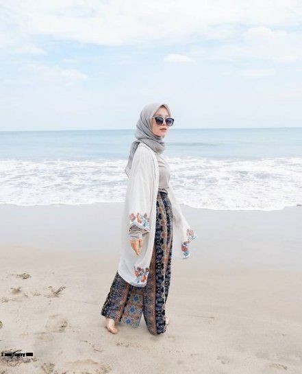 Pasti Seru! 5 Outfit Traveling ala Hijabers